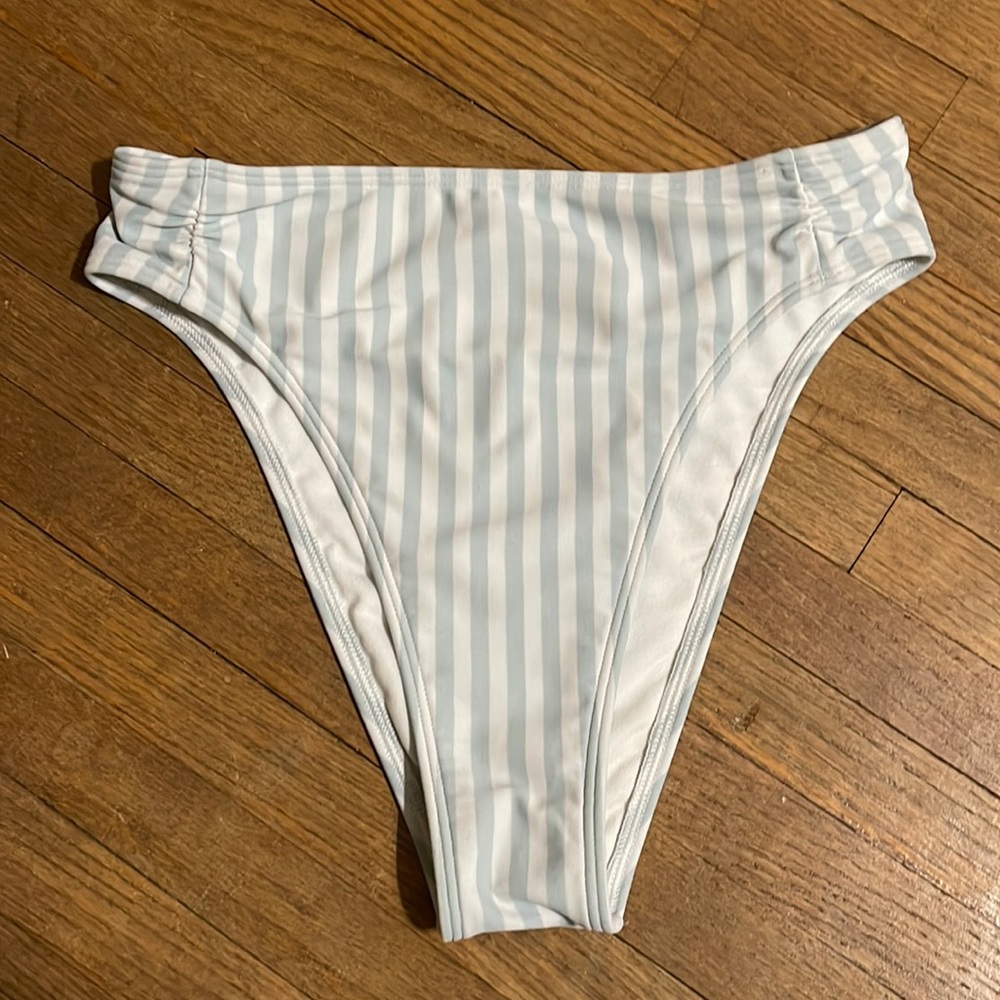 Hollister bathing suit bottom